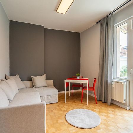 Downtown Apartment Eymi Sofia Bagian luar foto