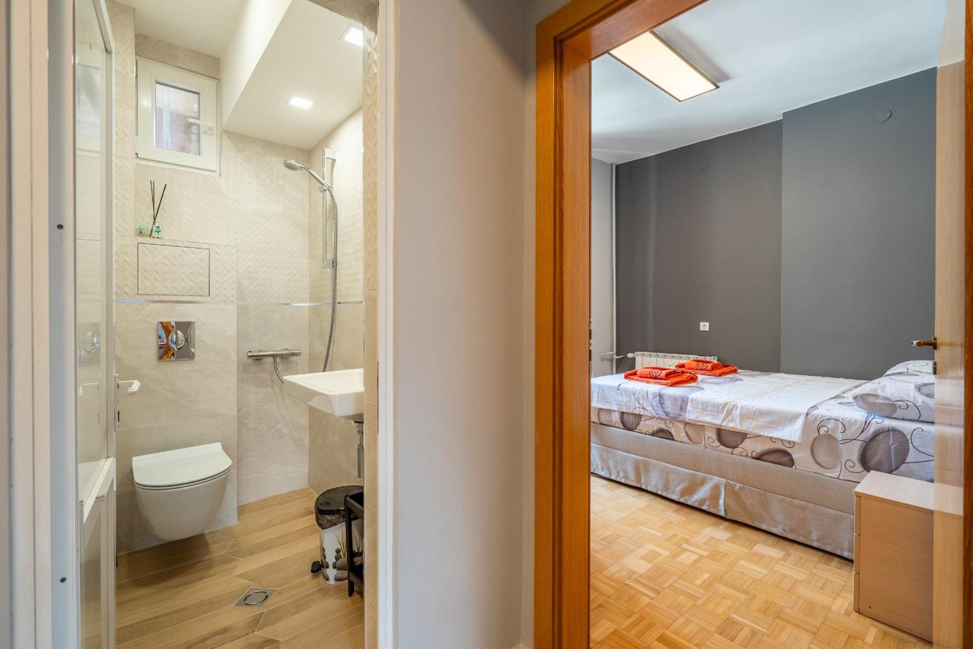 Downtown Apartment Eymi Sofia Bagian luar foto