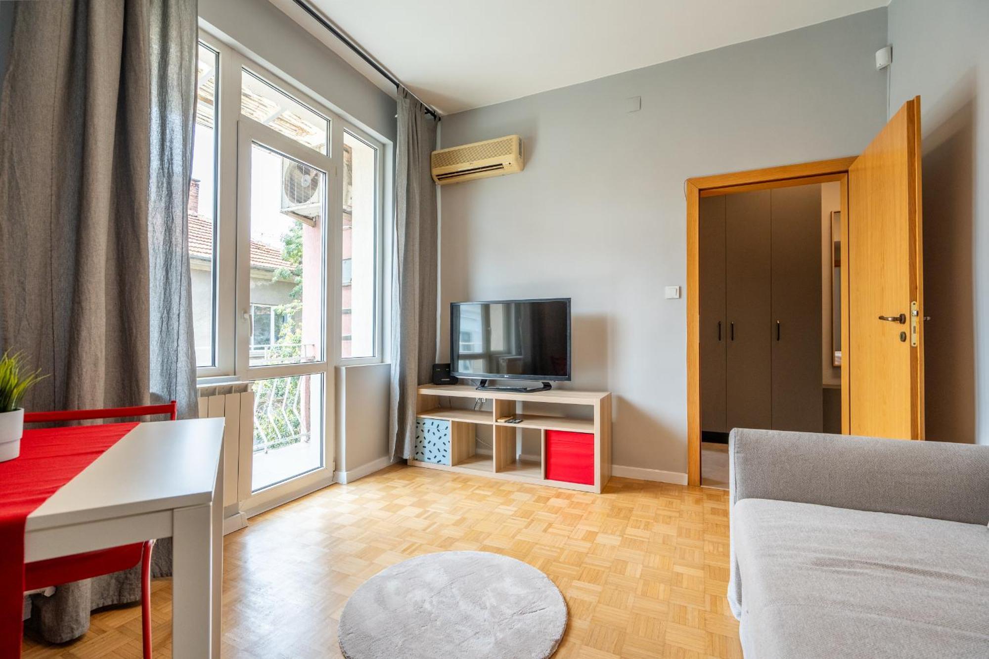 Downtown Apartment Eymi Sofia Bagian luar foto
