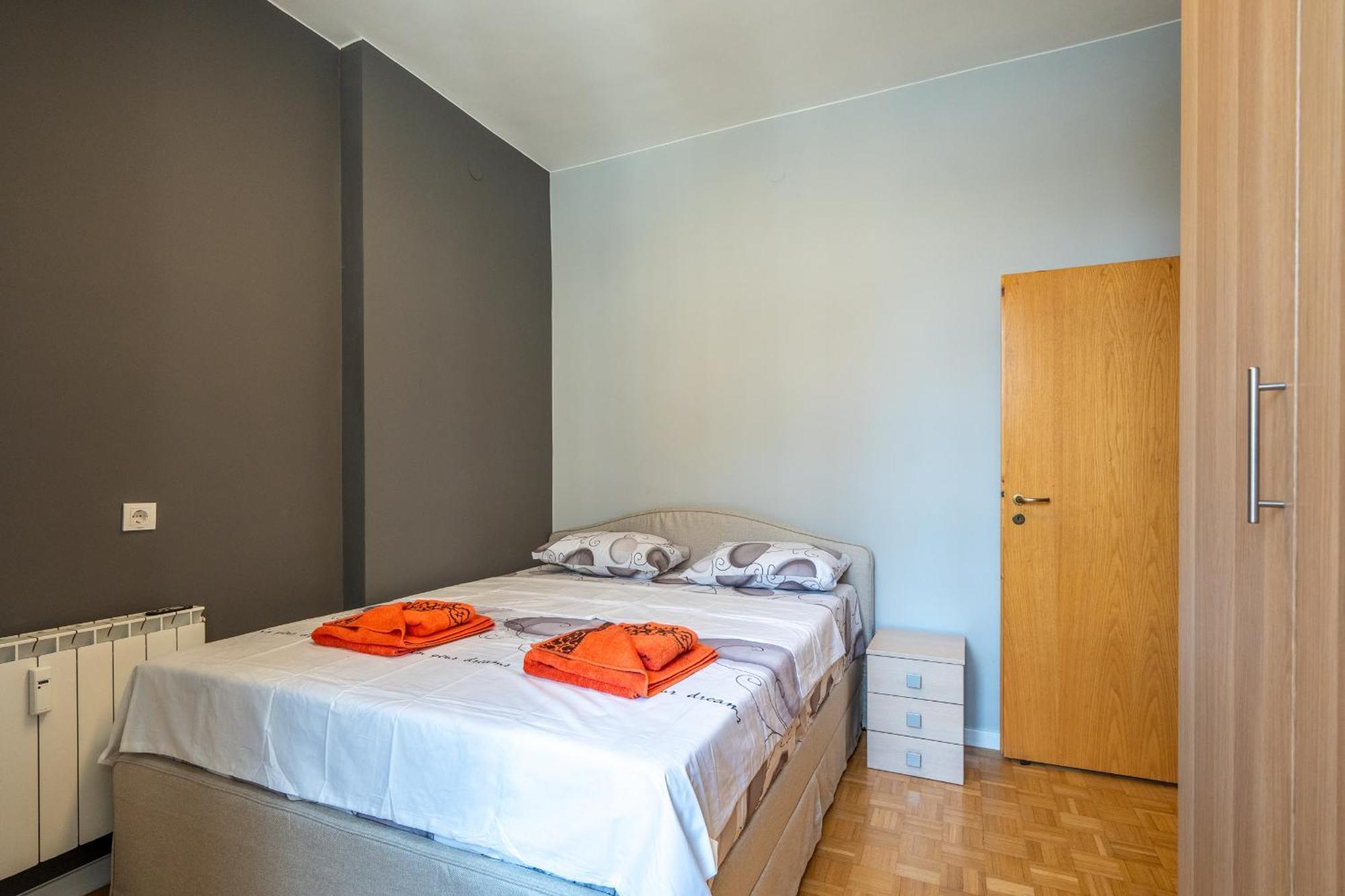Downtown Apartment Eymi Sofia Bagian luar foto