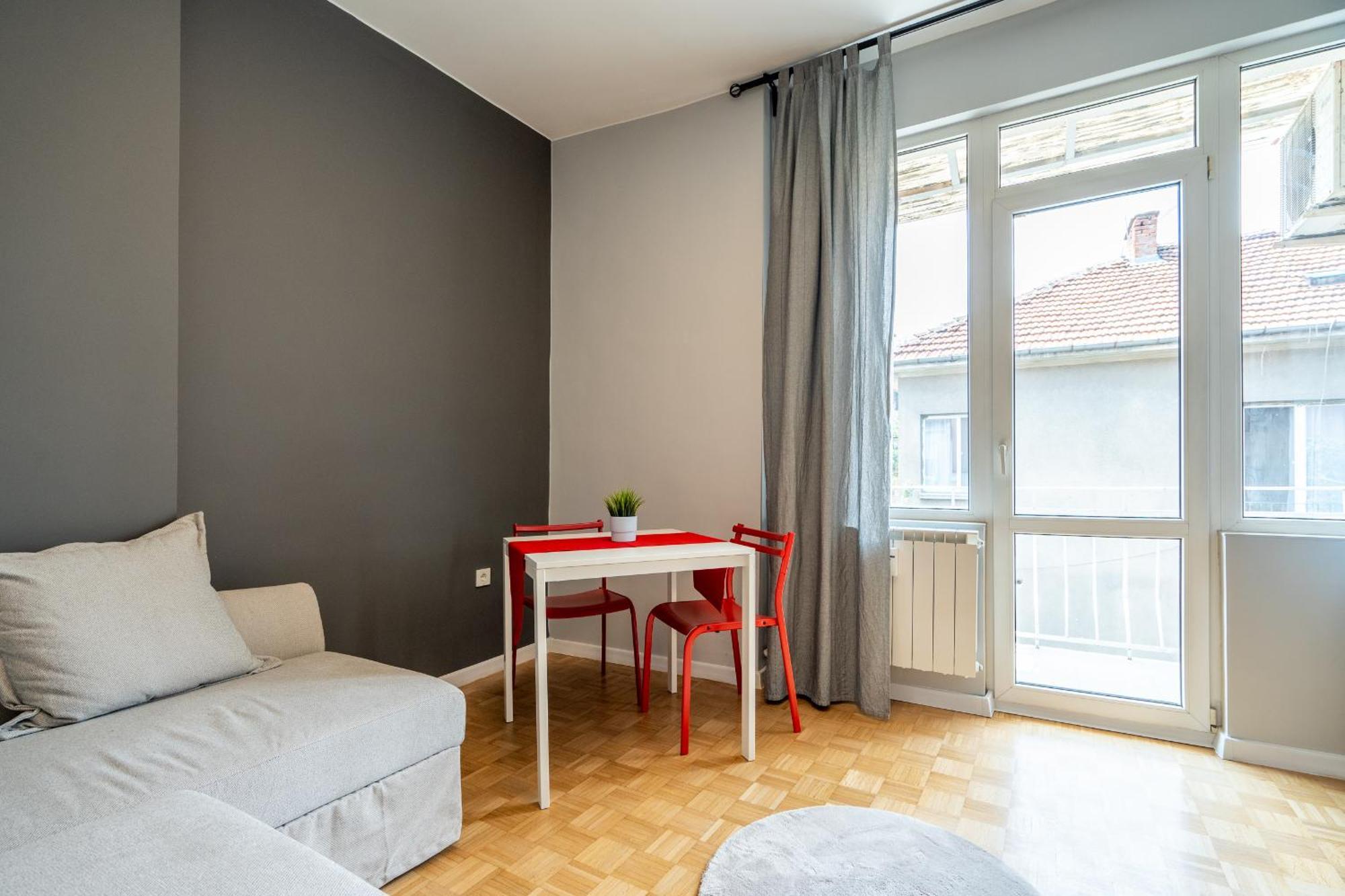 Downtown Apartment Eymi Sofia Bagian luar foto