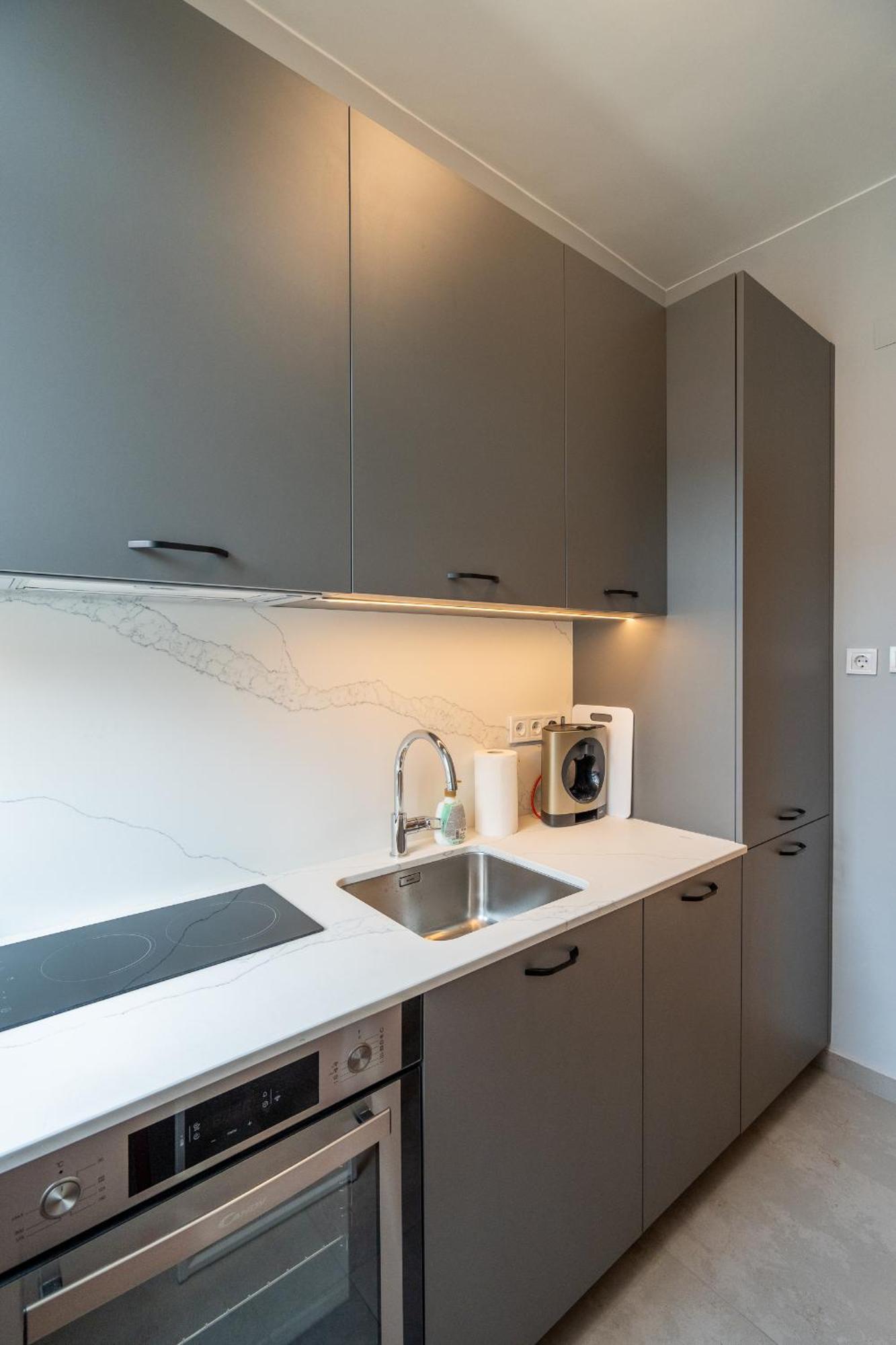 Downtown Apartment Eymi Sofia Bagian luar foto