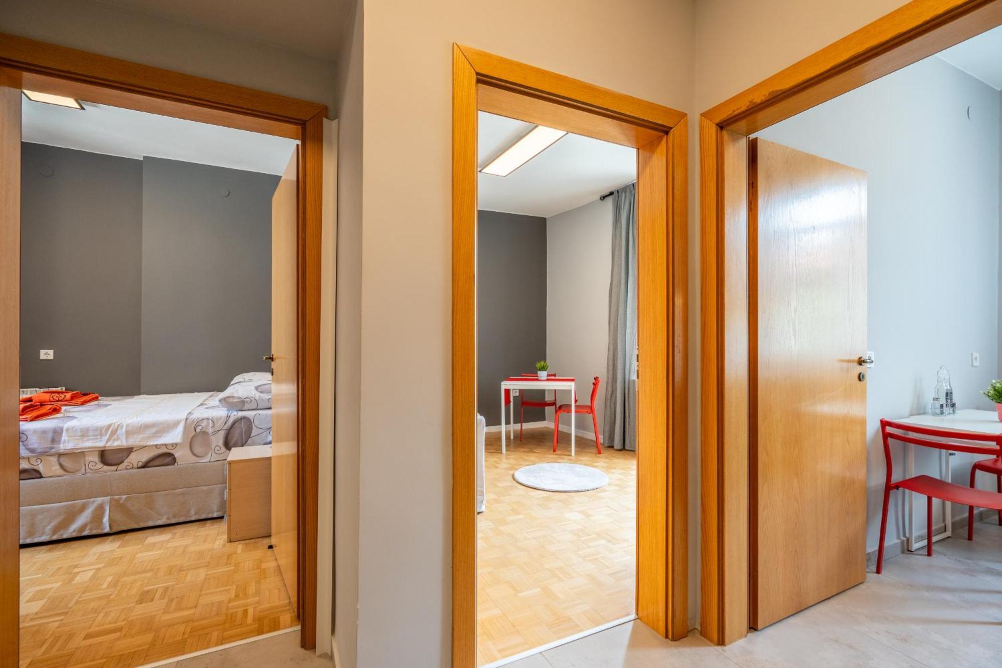 Downtown Apartment Eymi Sofia Bagian luar foto